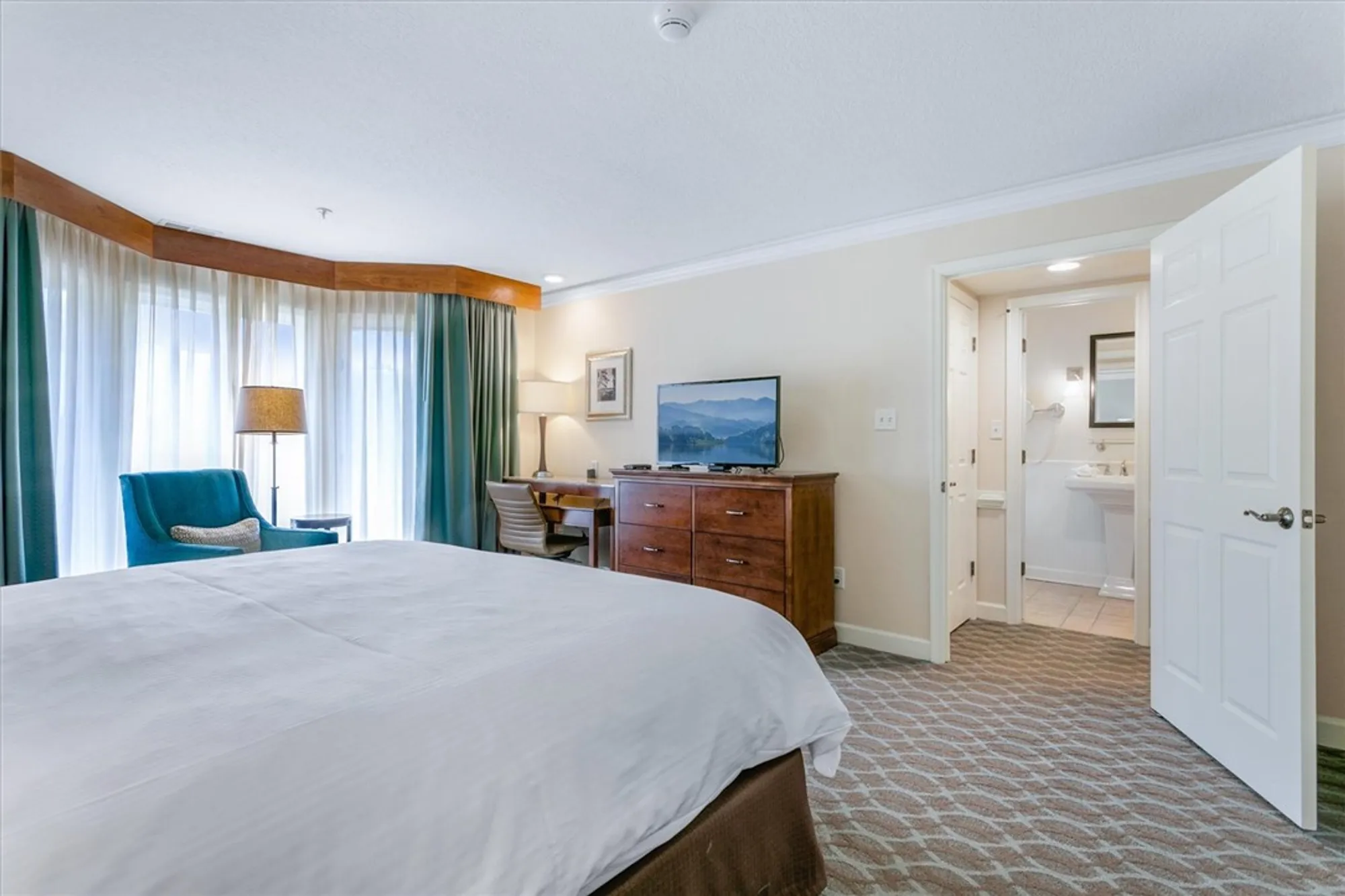 Property Slideshow image 8 of 46 | 502 richmonds ordinary, Williamsburg, VA, 23185