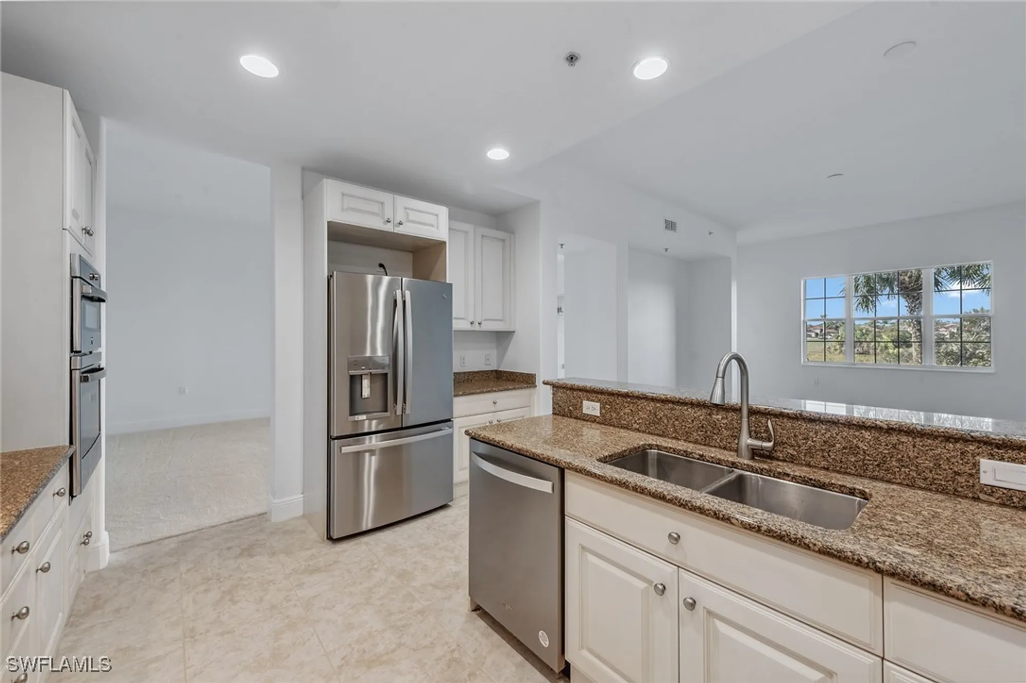 Property Slideshow image 11 of 43 | 2710 callista ct 102, Naples, FL, 34114