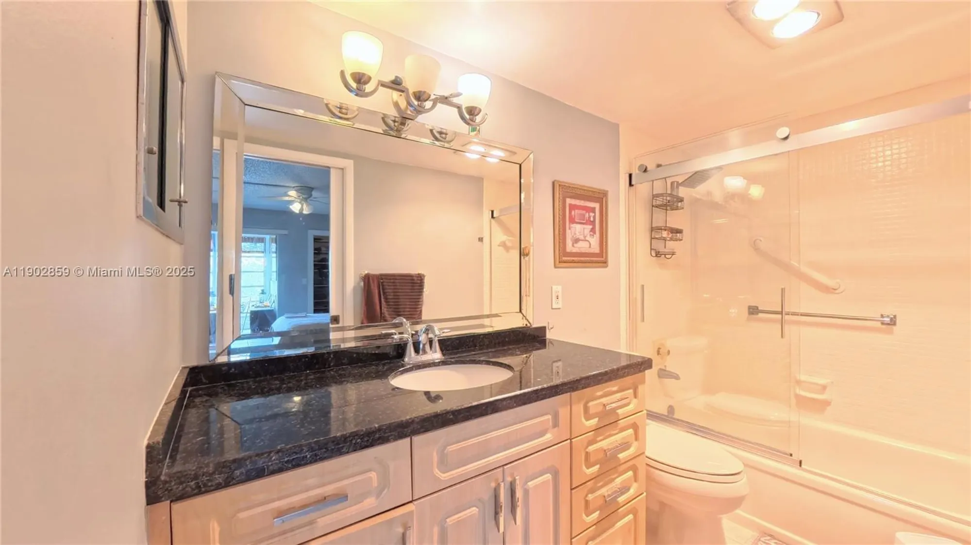 Property Slideshow image 10 of 17 | 4025 farnham o # 4025, Deerfield Beach, FL, 33442
