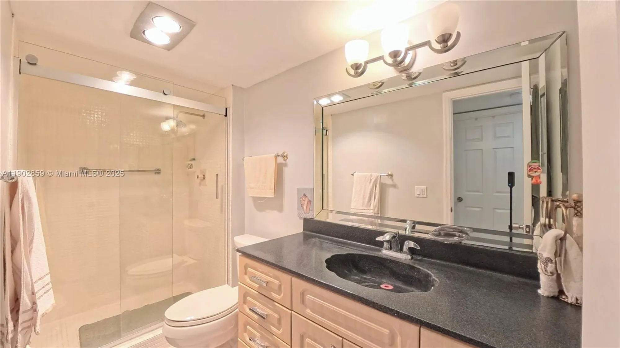 Property Slideshow image 12 of 17 | 4025 farnham o # 4025, Deerfield Beach, FL, 33442