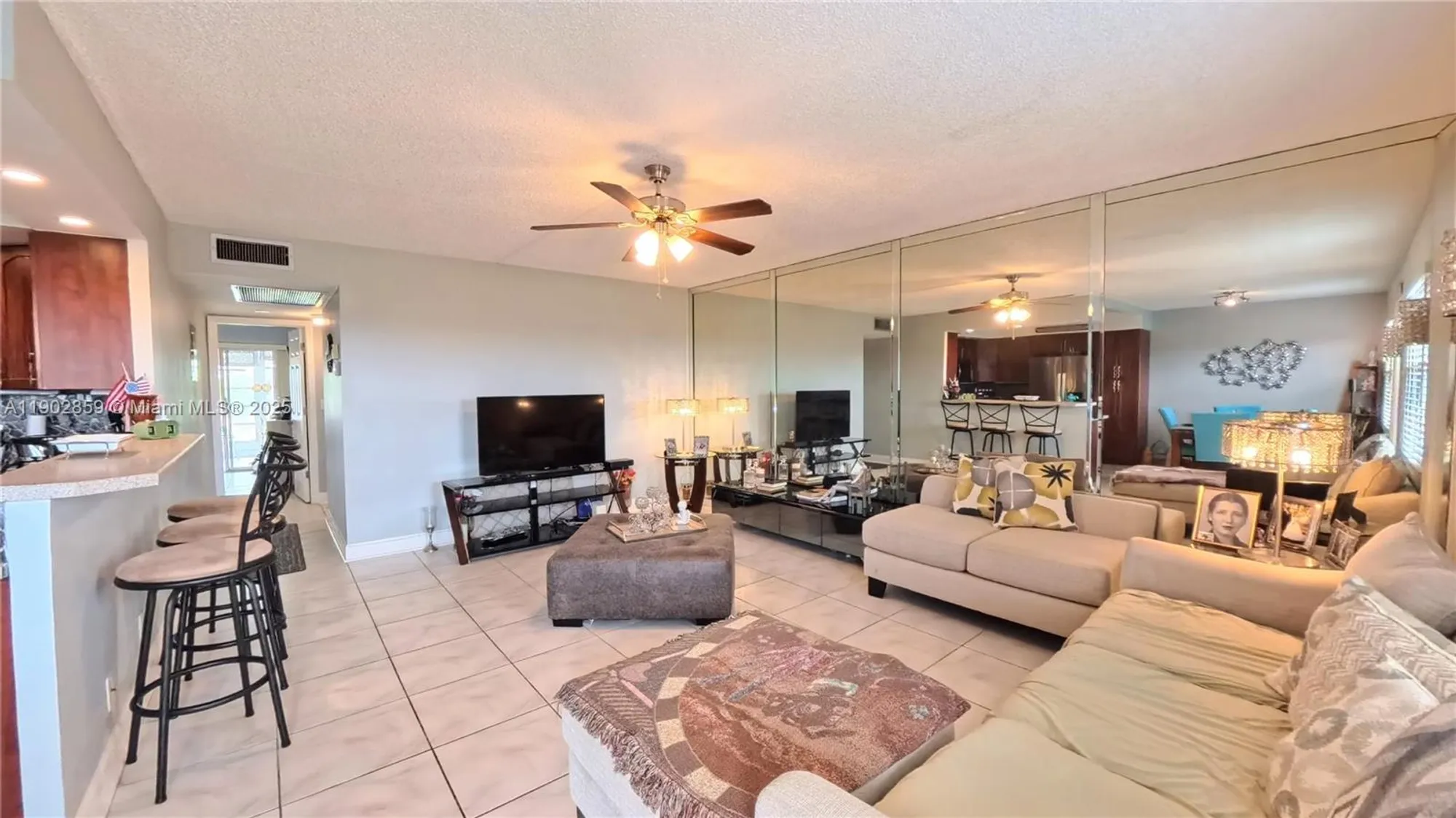 Property Slideshow image 4 of 17 | 4025 farnham o # 4025, Deerfield Beach, FL, 33442