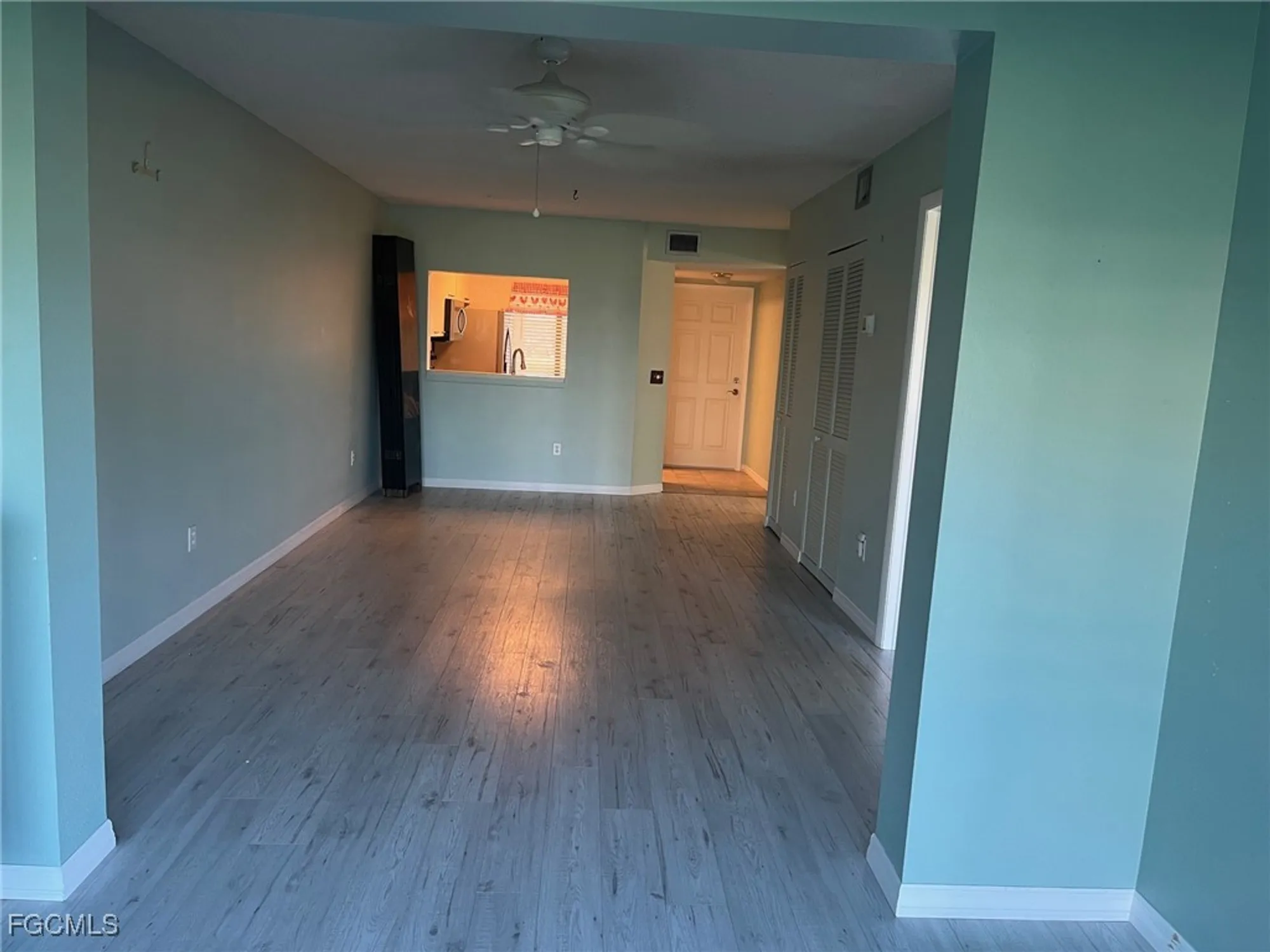 Property Slideshow image 10 of 37 | 7406 lake breeze dr 118, Fort Myers, FL, 33907