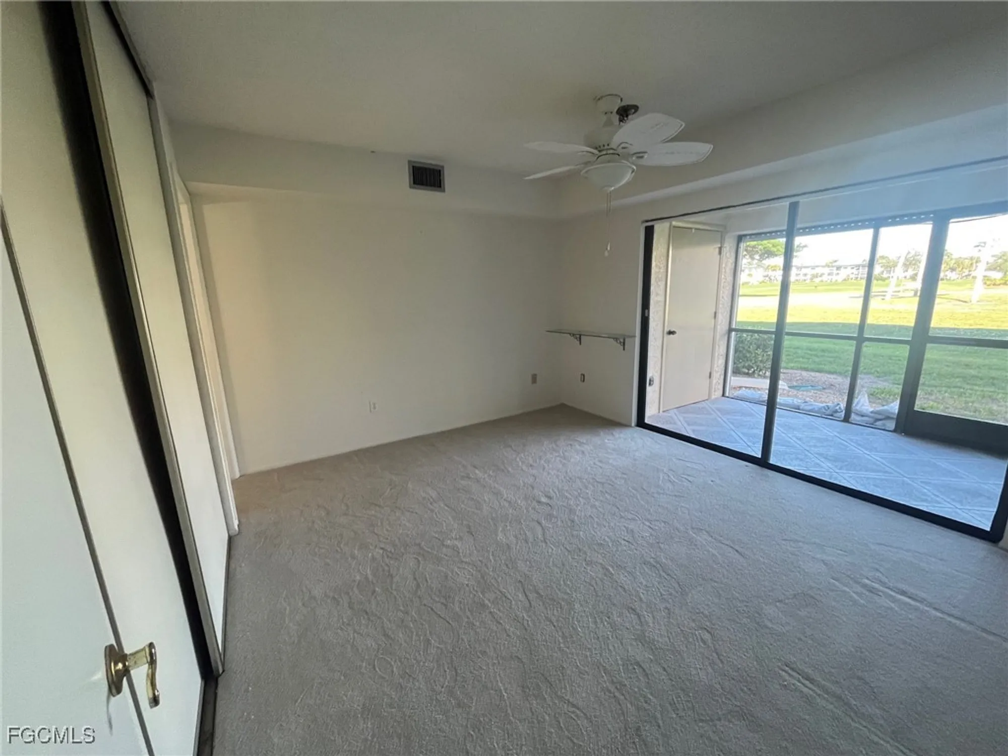 Property Slideshow image 12 of 37 | 7406 lake breeze dr 118, Fort Myers, FL, 33907