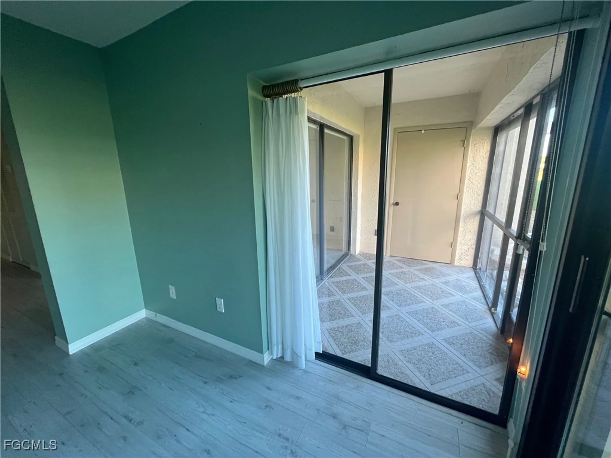 Property Slideshow image 9 of 37 | 7406 lake breeze dr 118, Fort Myers, FL, 33907