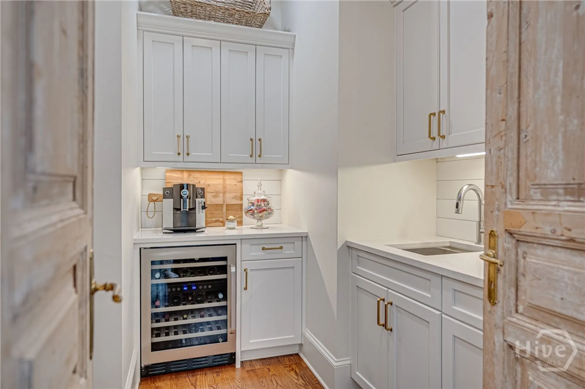 Property Slideshow image 18 of 60 | 3 silver bluff way, Savannah, GA, 31411