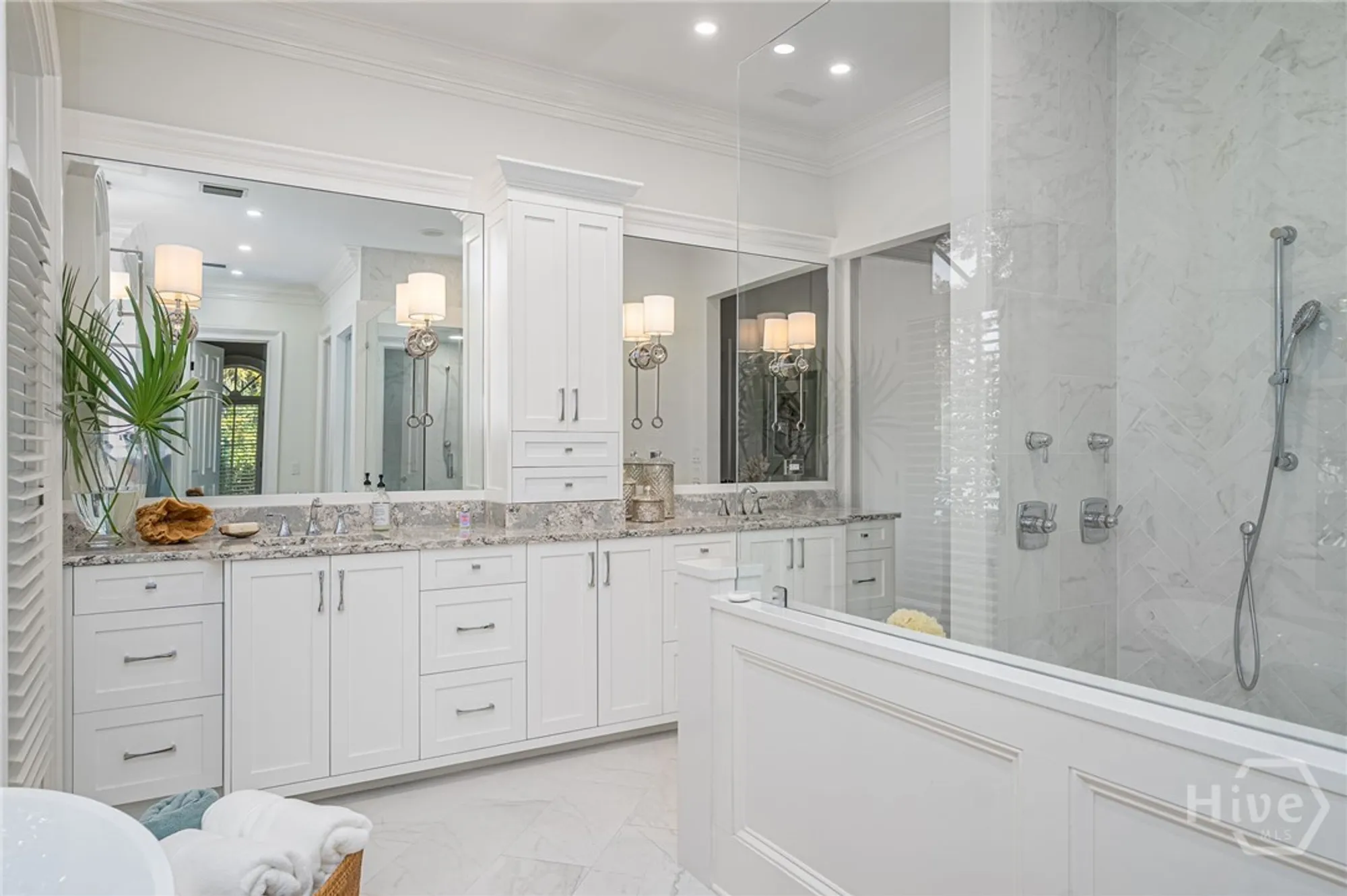 Property Slideshow image 27 of 60 | 3 silver bluff way, Savannah, GA, 31411