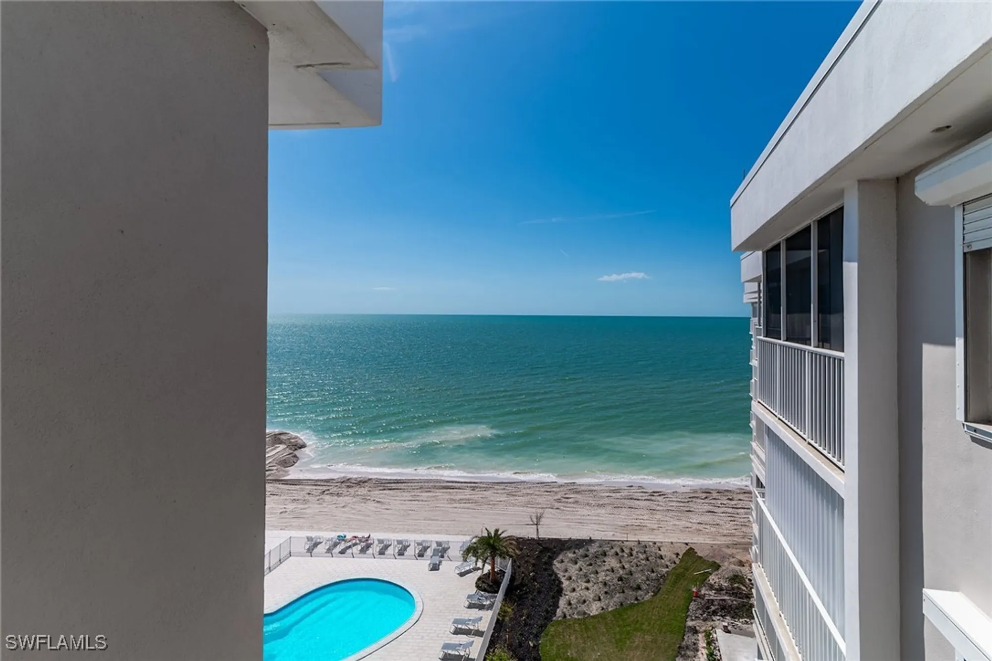 Property Slideshow image 28 of 29 | 3443 gulf shore blvd 803, Naples, FL, 34103