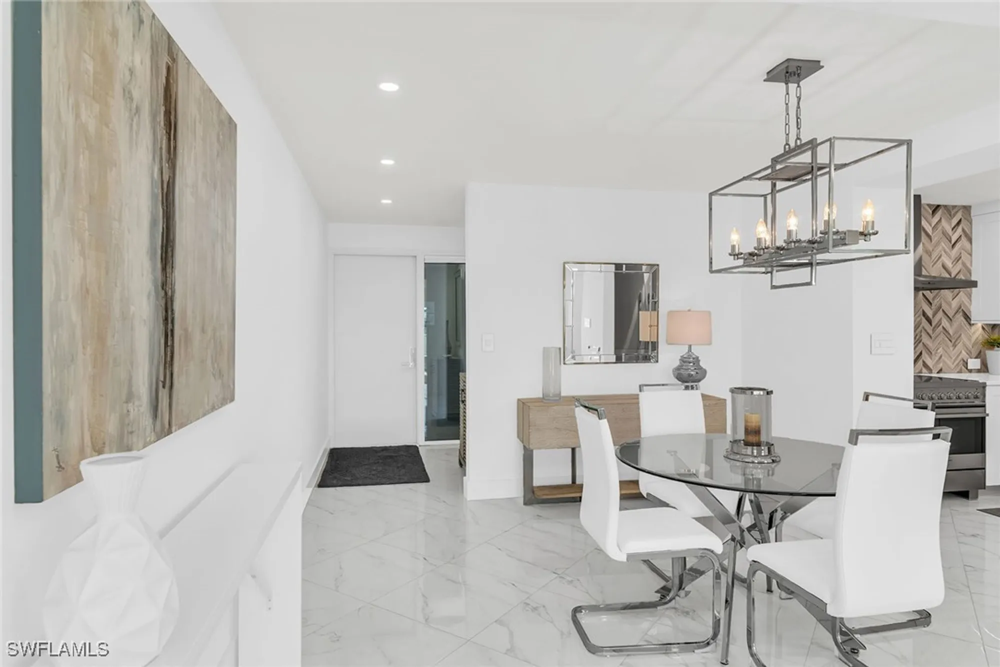 Property Slideshow image 5 of 29 | 3443 gulf shore blvd 803, Naples, FL, 34103