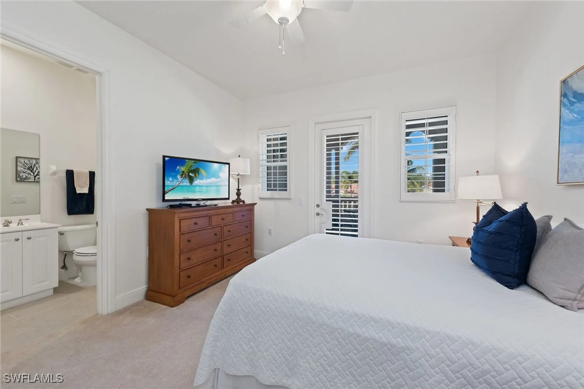 Property Slideshow image 20 of 50 | 9224 campanile cir 202, Naples, FL, 34114