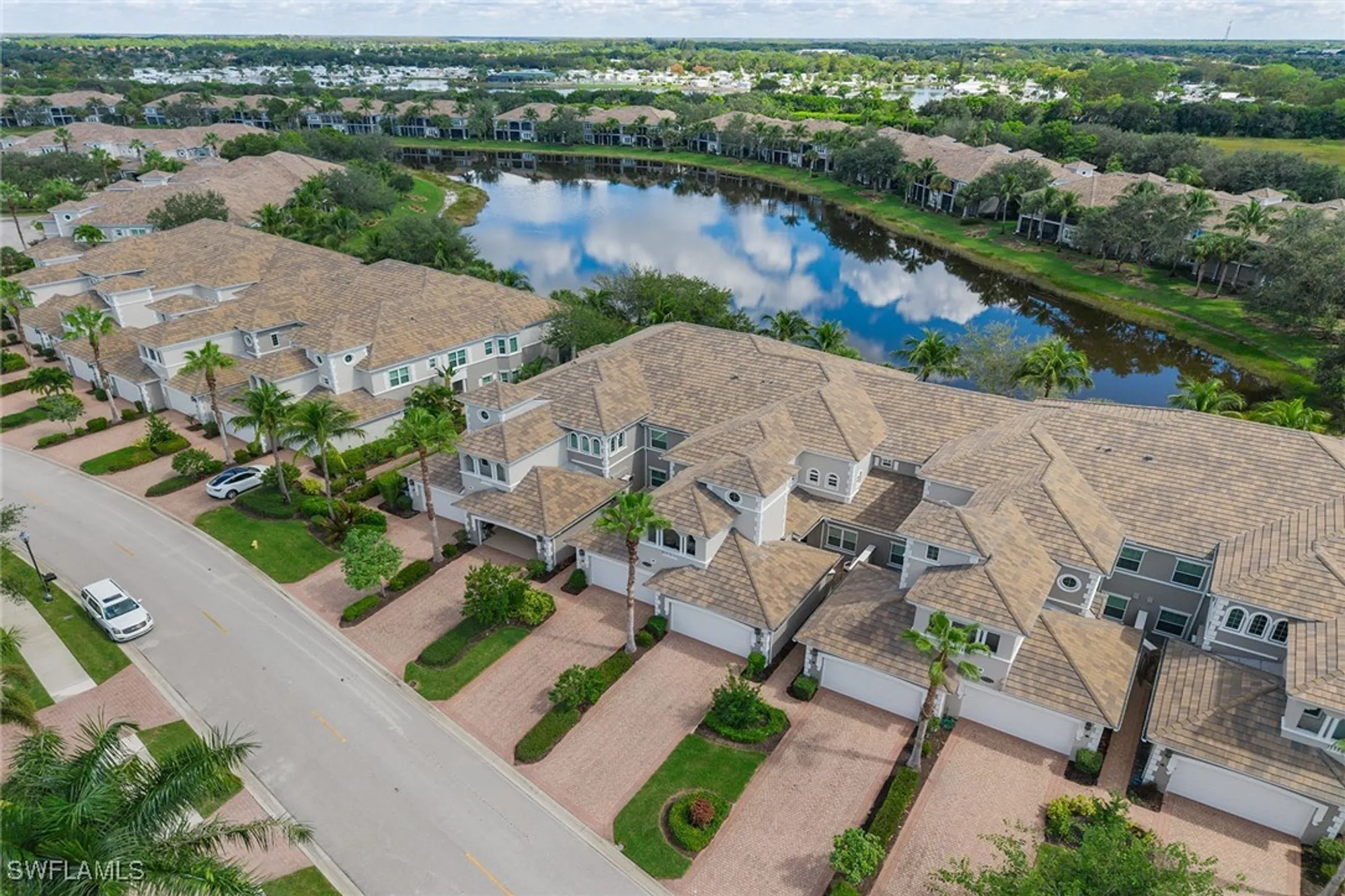 Property Slideshow image 34 of 50 | 9224 campanile cir 202, Naples, FL, 34114