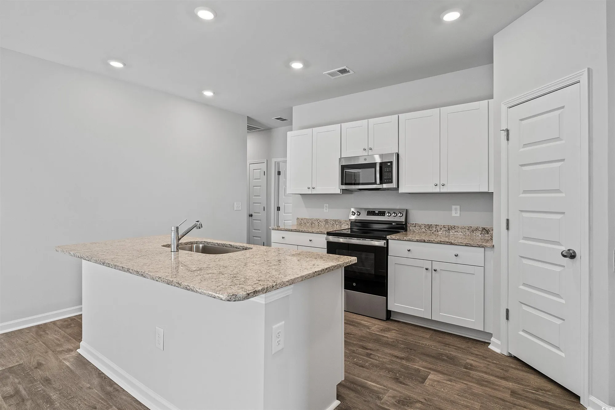 Property Slideshow image 8 of 20 | 307 horsetail ct, Little River, SC, 29566