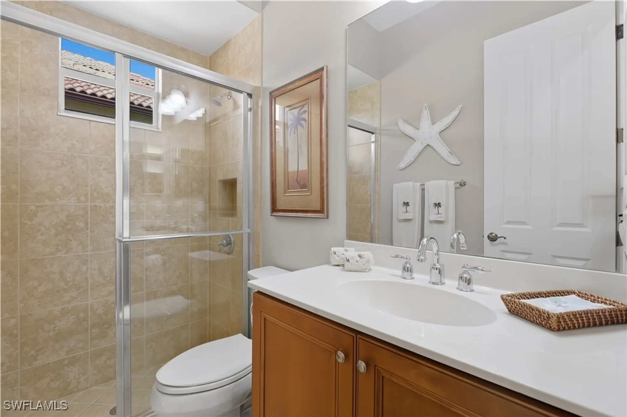 Property Slideshow image 17 of 33 | 6097 dogleg dr, Naples, FL, 34113