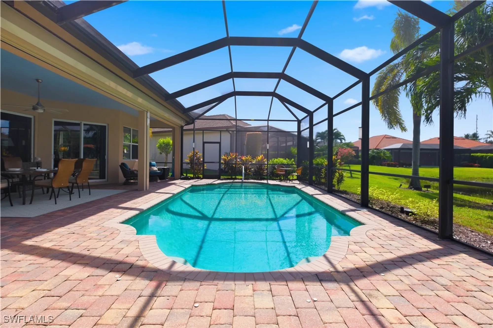 Property Slideshow image 24 of 33 | 6097 dogleg dr, Naples, FL, 34113