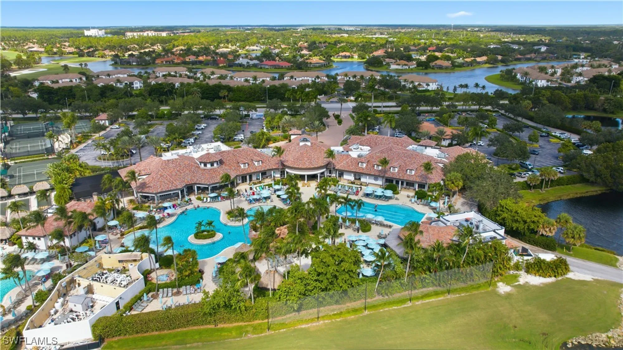 Property Slideshow image 31 of 33 | 6097 dogleg dr, Naples, FL, 34113