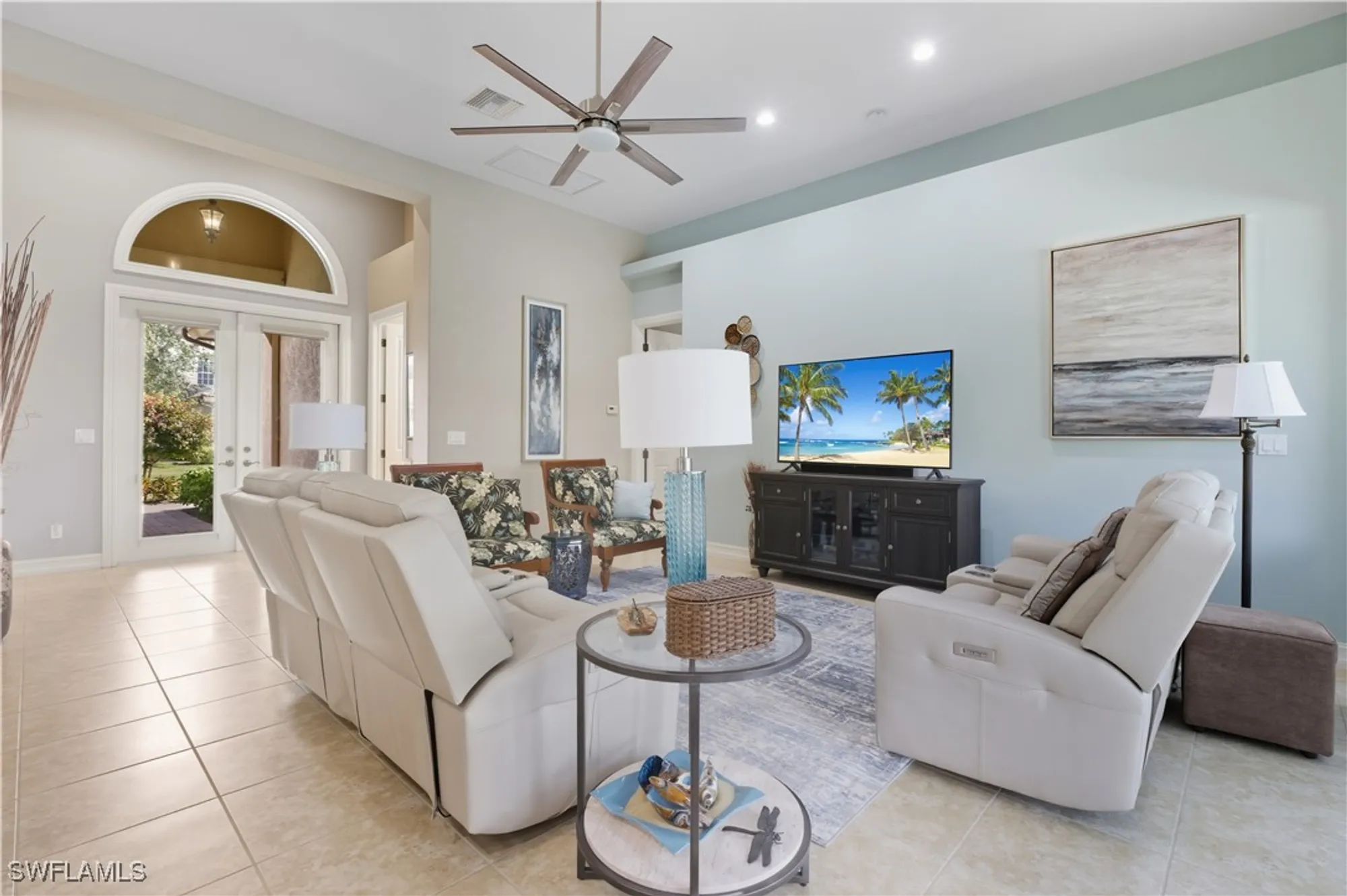 Property Slideshow image 5 of 33 | 6097 dogleg dr, Naples, FL, 34113