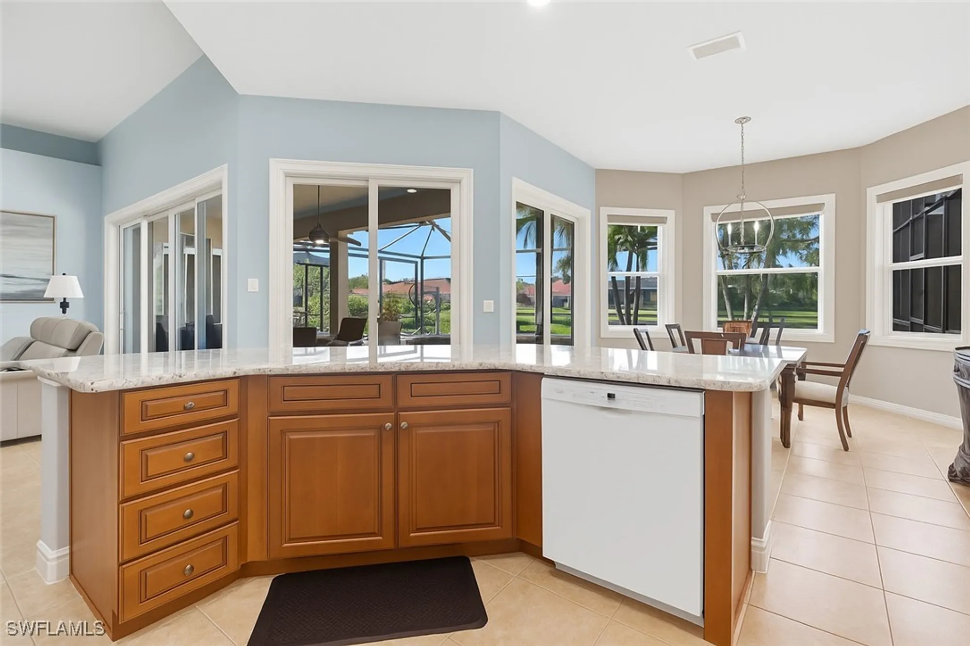 Property Slideshow image 8 of 33 | 6097 dogleg dr, Naples, FL, 34113