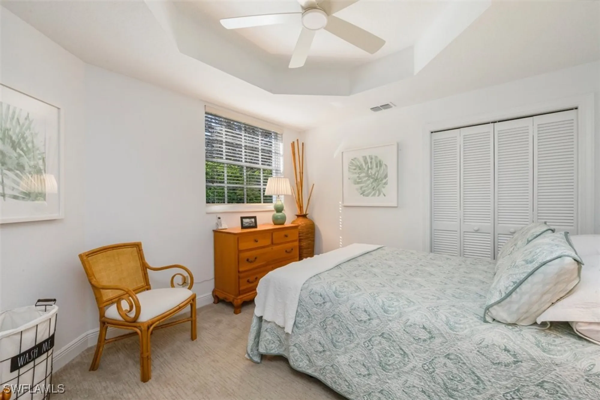 Property Slideshow image 18 of 29 | 515 laguna royale blvd 102, Naples, FL, 34119