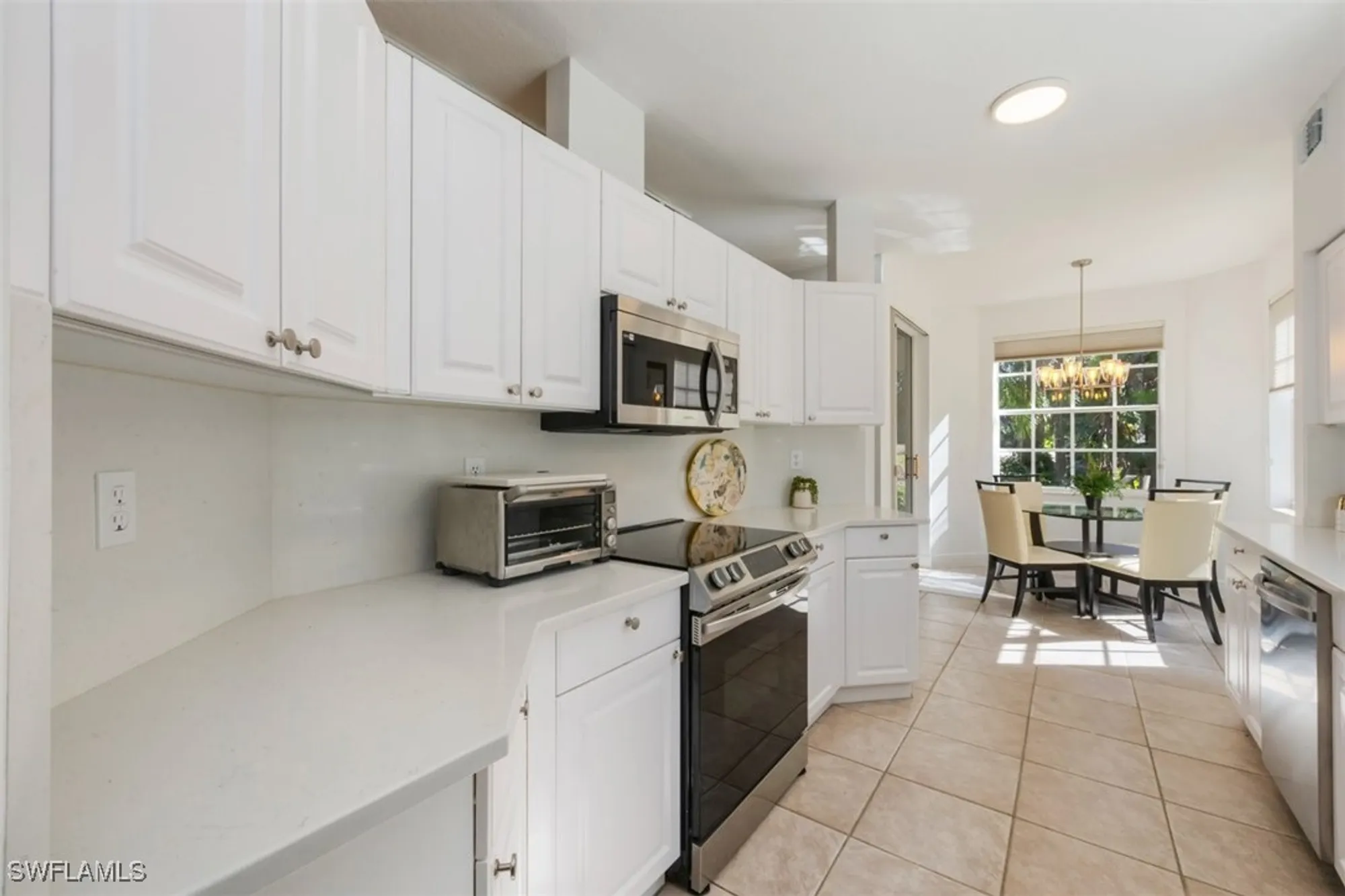 Property Slideshow image 12 of 29 | 515 laguna royale blvd 102, Naples, FL, 34119