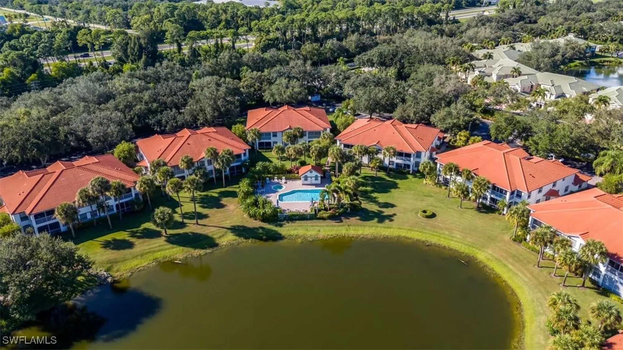 Property Slideshow image 28 of 29 | 515 laguna royale blvd 102, Naples, FL, 34119