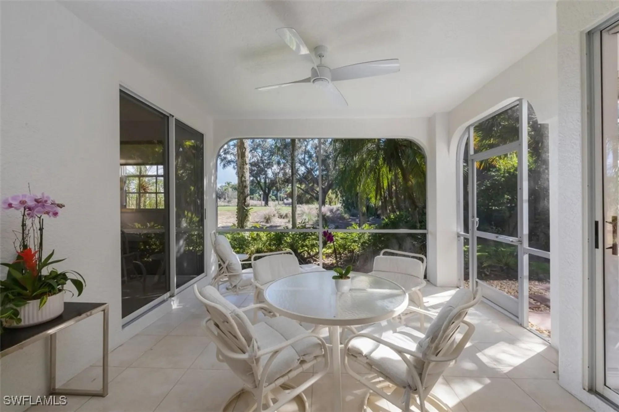 Property Slideshow image 21 of 29 | 515 laguna royale blvd 102, Naples, FL, 34119