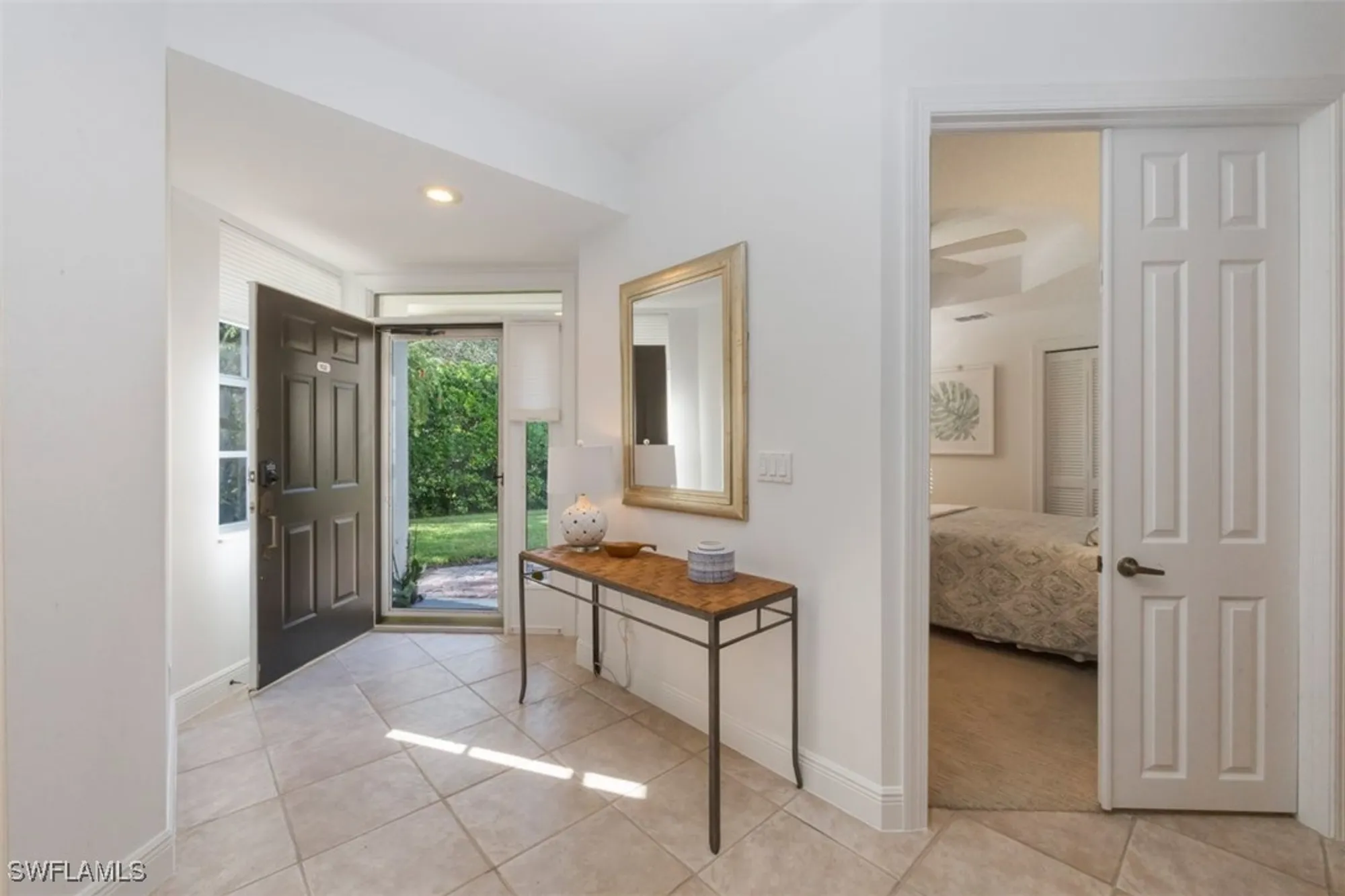 Property Slideshow image 5 of 29 | 515 laguna royale blvd 102, Naples, FL, 34119