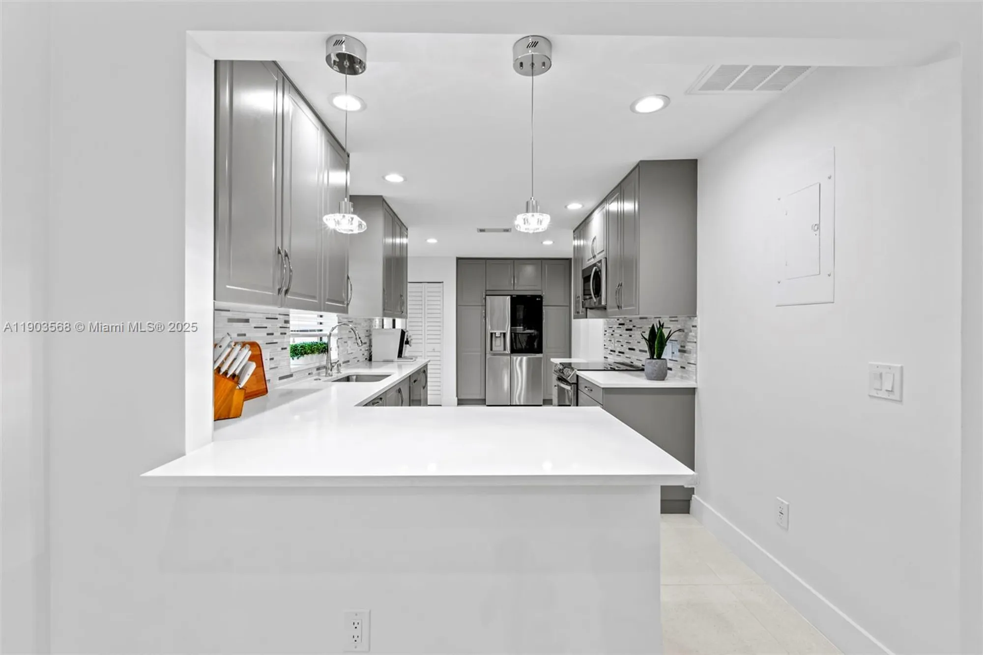 Property Slideshow image 36 of 53 | 8020 eastlake dr # 11-a, Boca Raton, FL, 33433