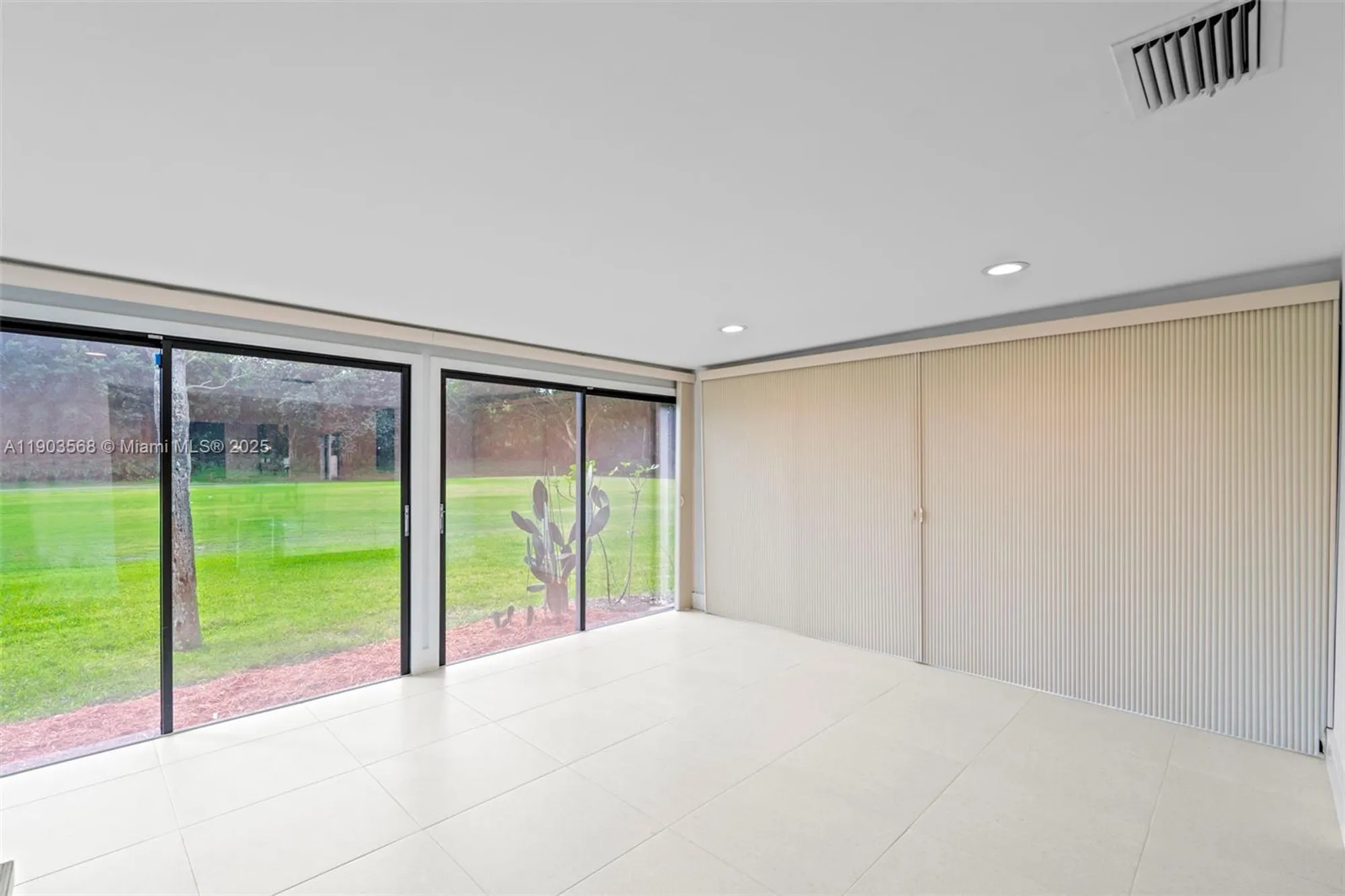 Property Slideshow image 45 of 53 | 8020 eastlake dr # 11-a, Boca Raton, FL, 33433