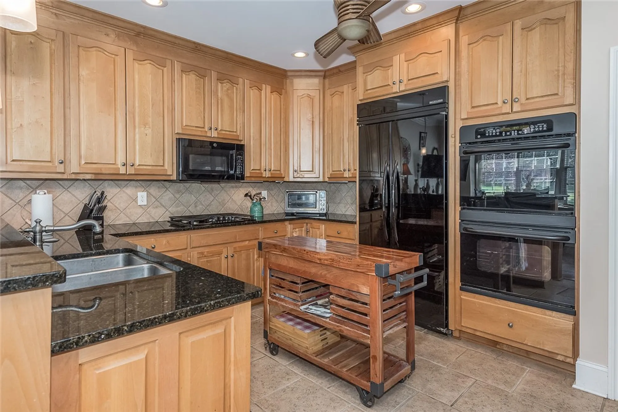 Property Slideshow image 18 of 50 | 170 highland, Williamsburg, VA, 23188