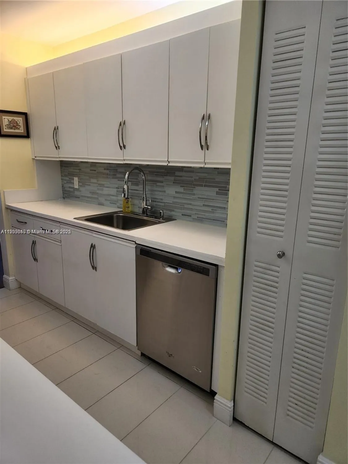 Property Slideshow image 12 of 35 | 12501 sw 14th st r314, Pembroke Pines, FL, 33027