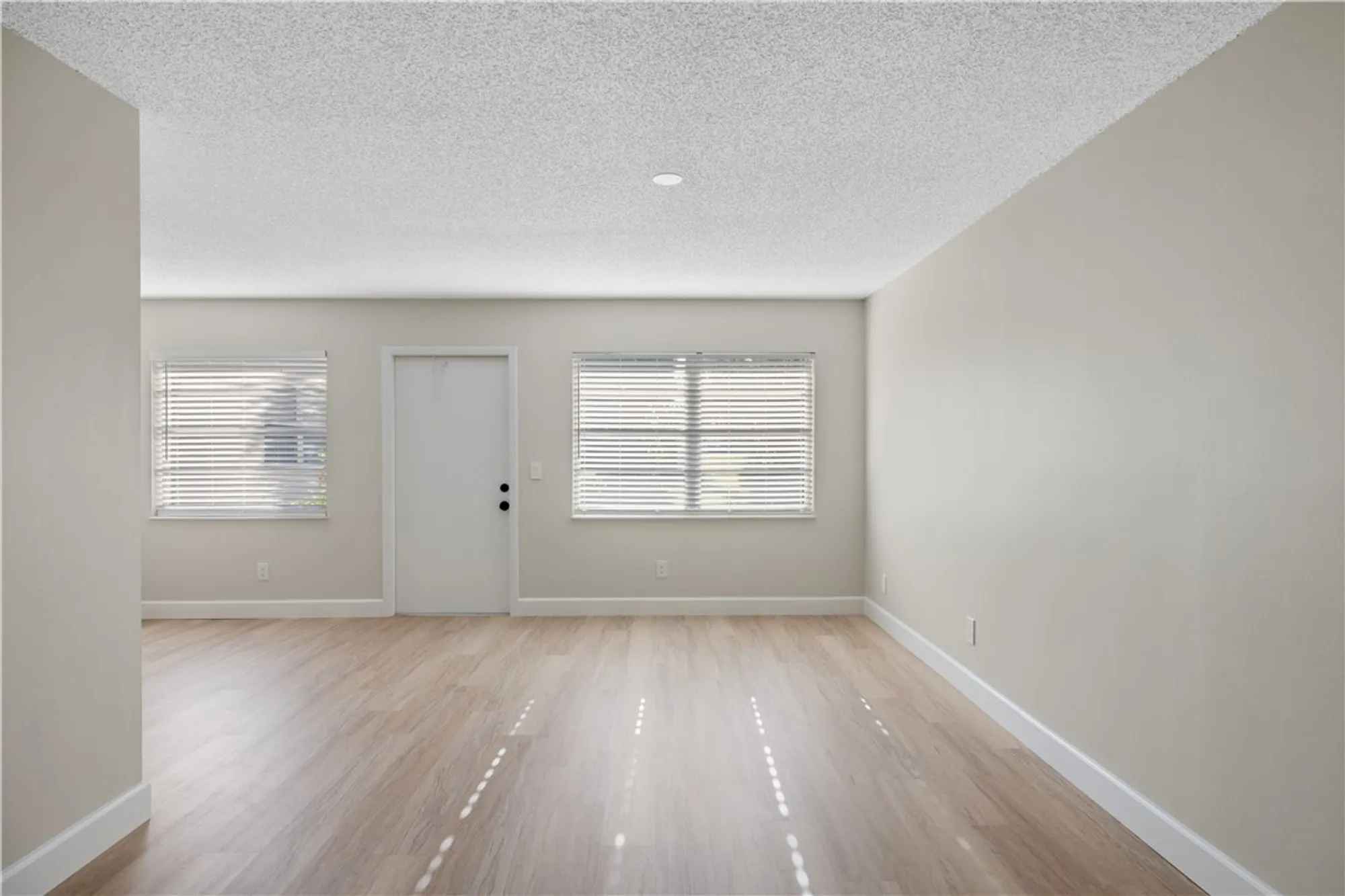 Property Slideshow image 4 of 35 | 18 vista gardens trl 105, Vero Beach, FL, 32962