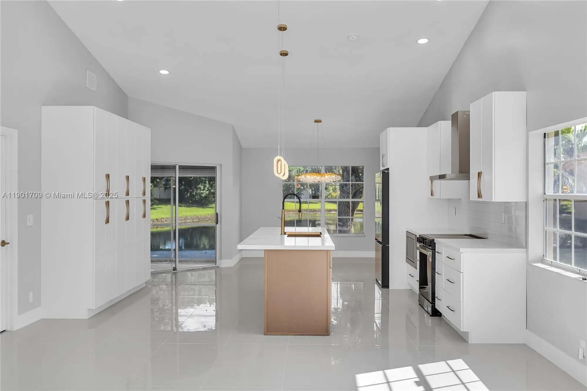 Property Slideshow image 19 of 58 | 14282 ruby pointe dr, Delray Beach, FL, 33446