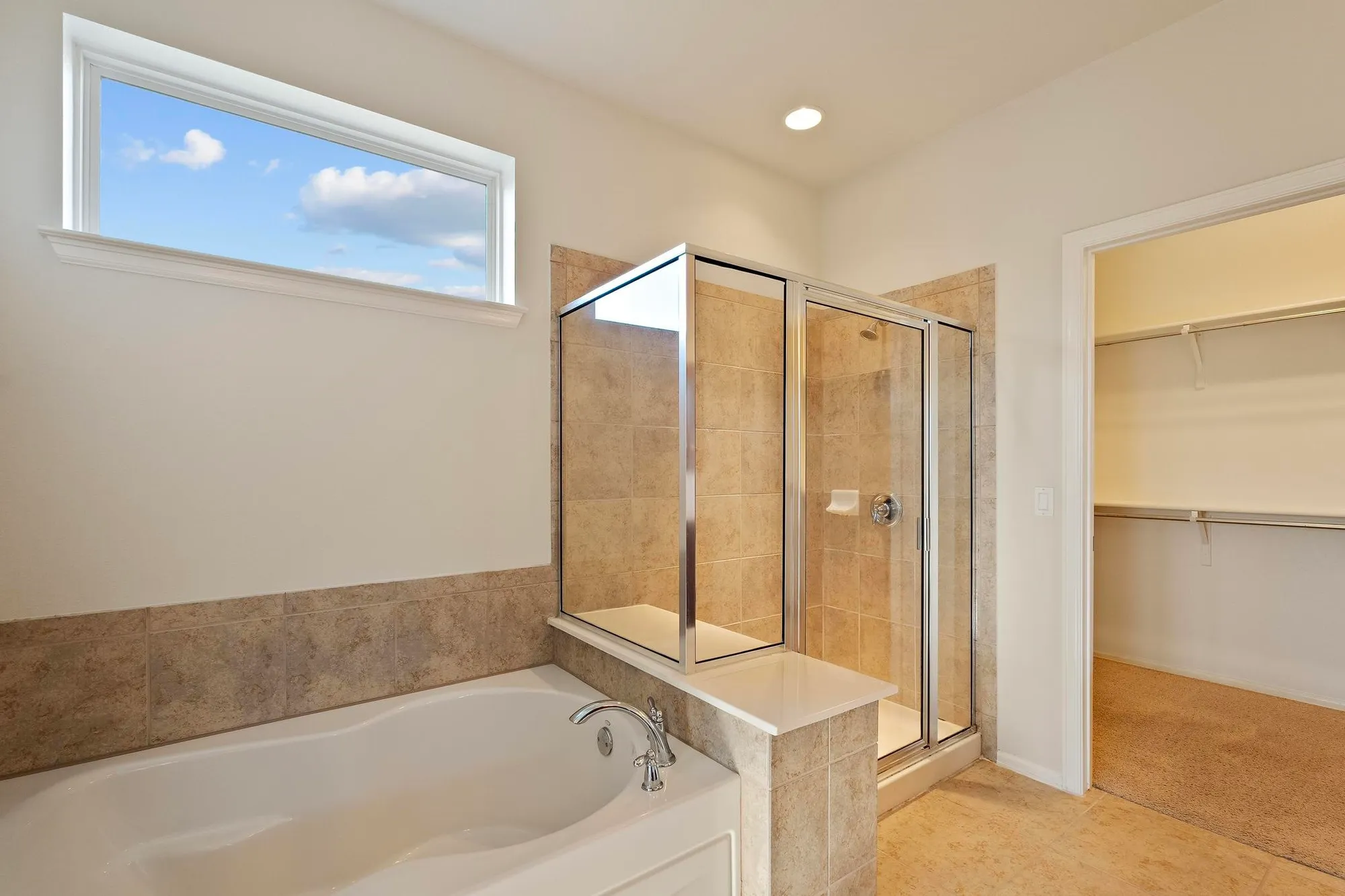 Property Slideshow image 20 of 29 | 136 prairie creek trl, Georgetown, TX, 78633