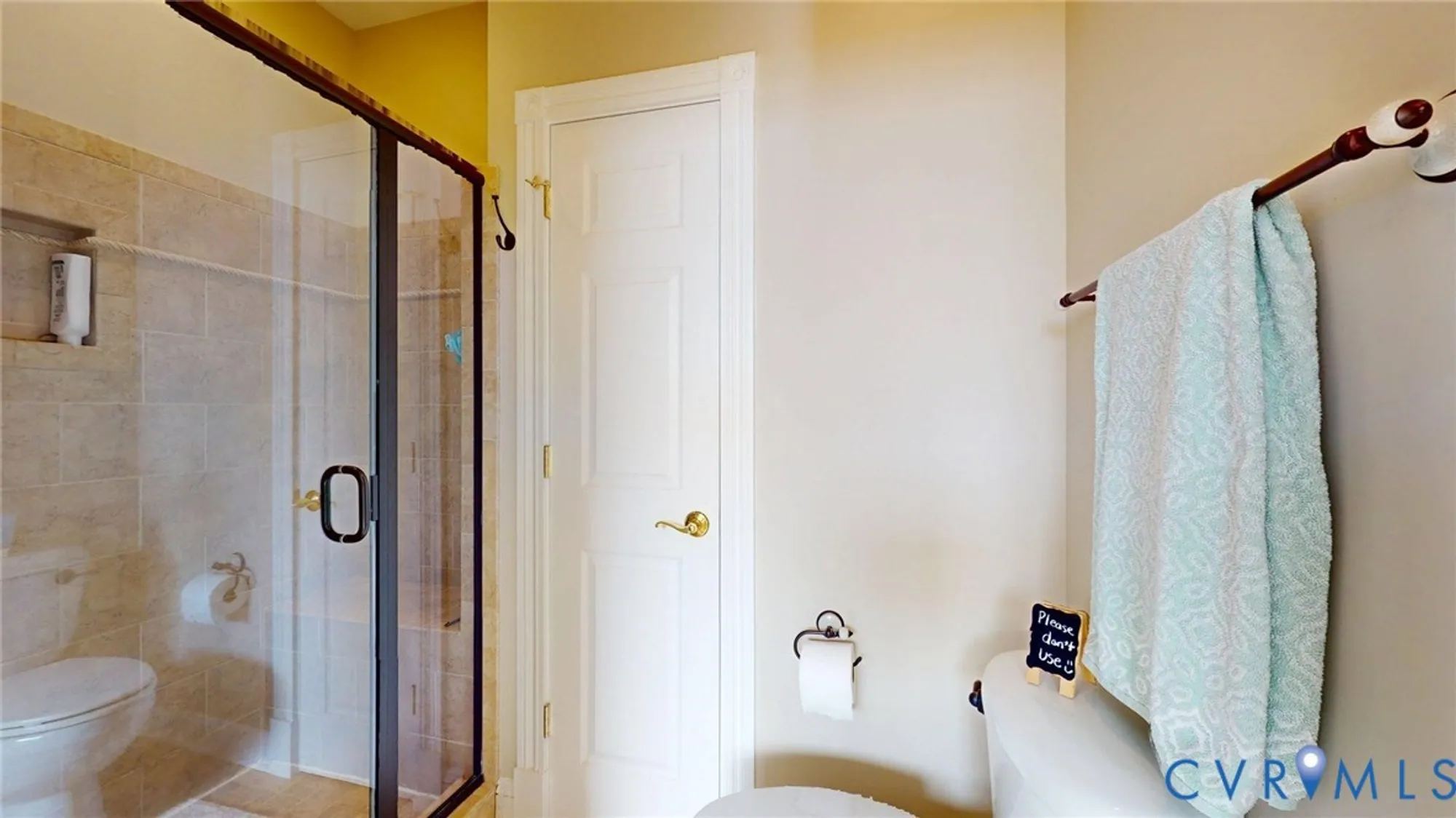 Property Slideshow image 19 of 35 | 9421 amberleigh cir, North Chesterfield, VA, 23236