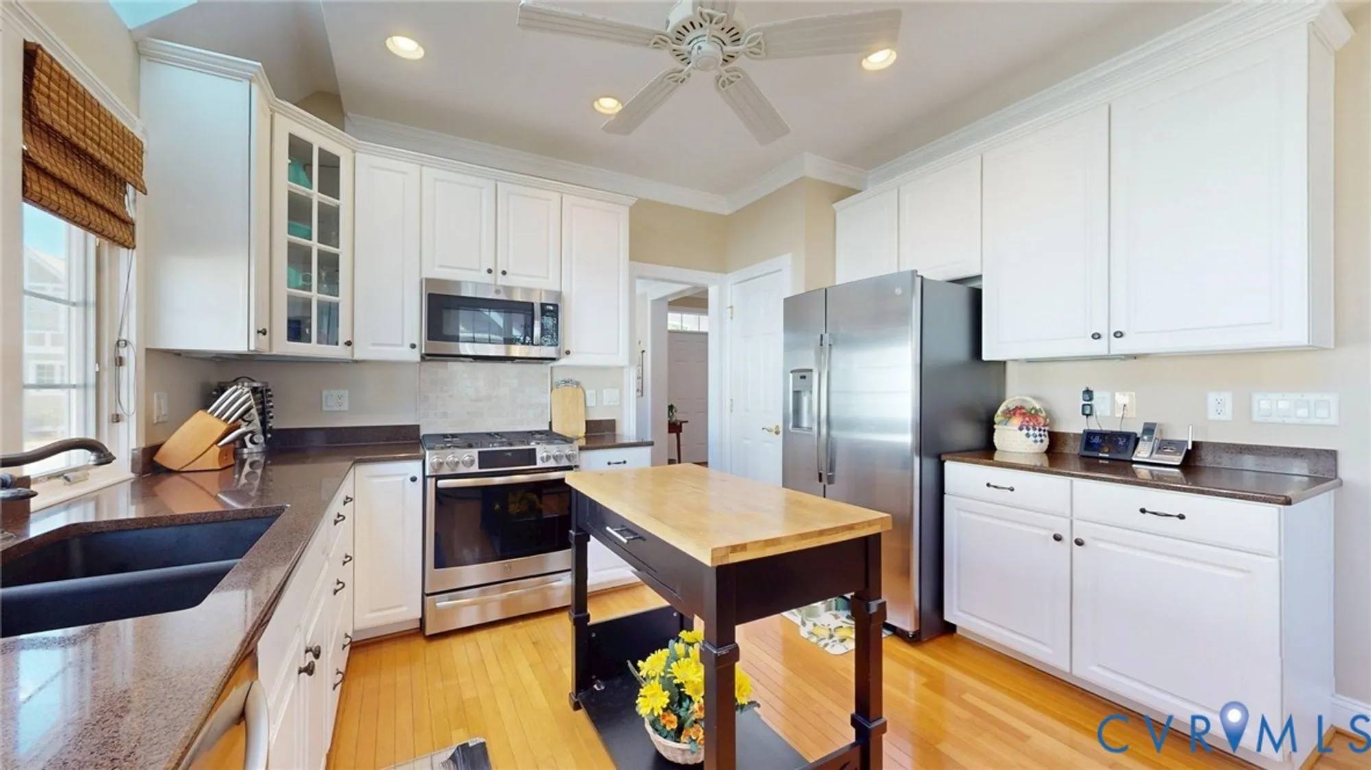 Property Slideshow image 13 of 35 | 9421 amberleigh cir, North Chesterfield, VA, 23236