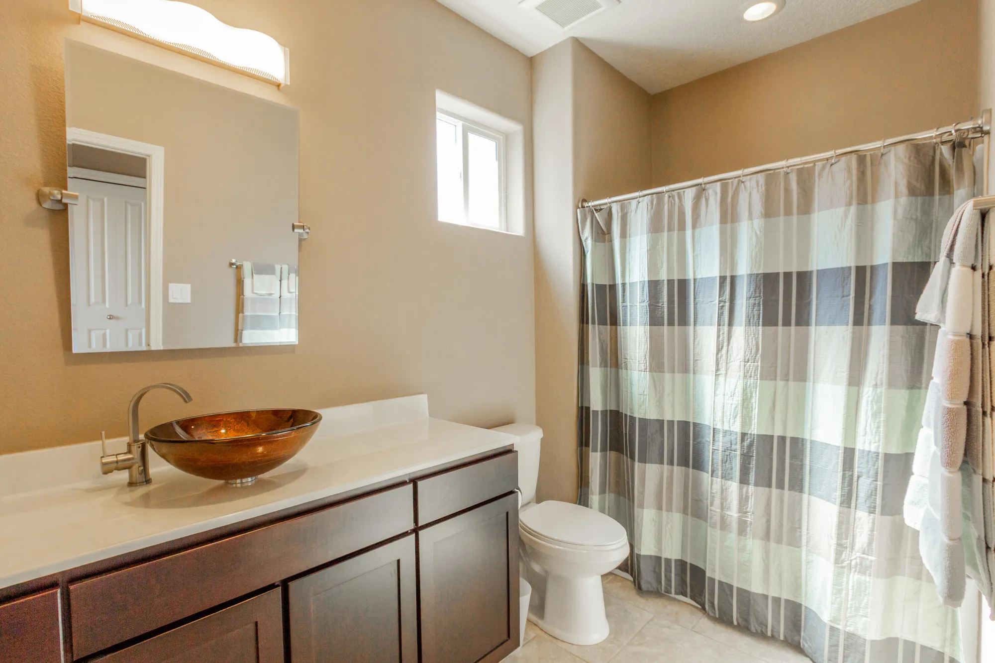 Property Slideshow image 19 of 25 | 640 jubilee blvd, Los Lunas, NM, 87031