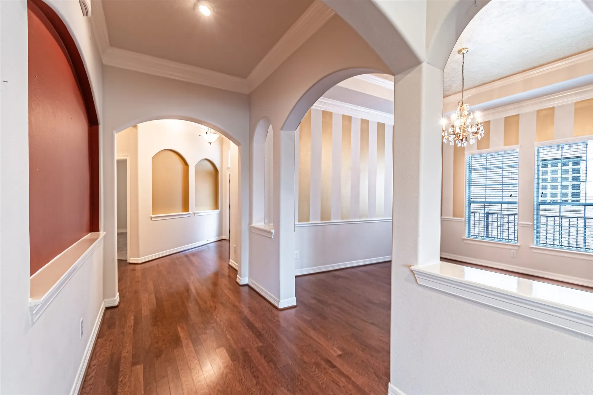 Property Slideshow image 10 of 50 | 9242 e canyon lake springs dr, Cypress, TX, 77433