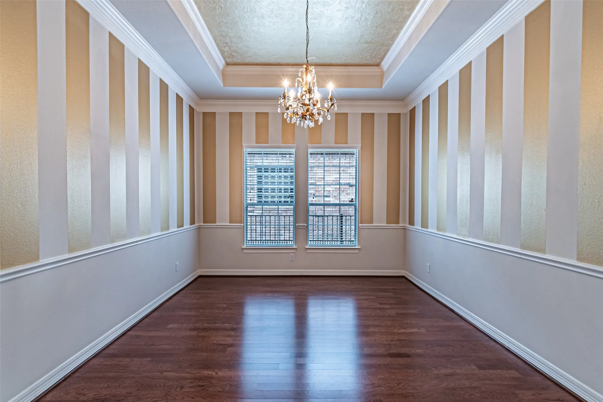 Property Slideshow image 11 of 50 | 9242 e canyon lake springs dr, Cypress, TX, 77433