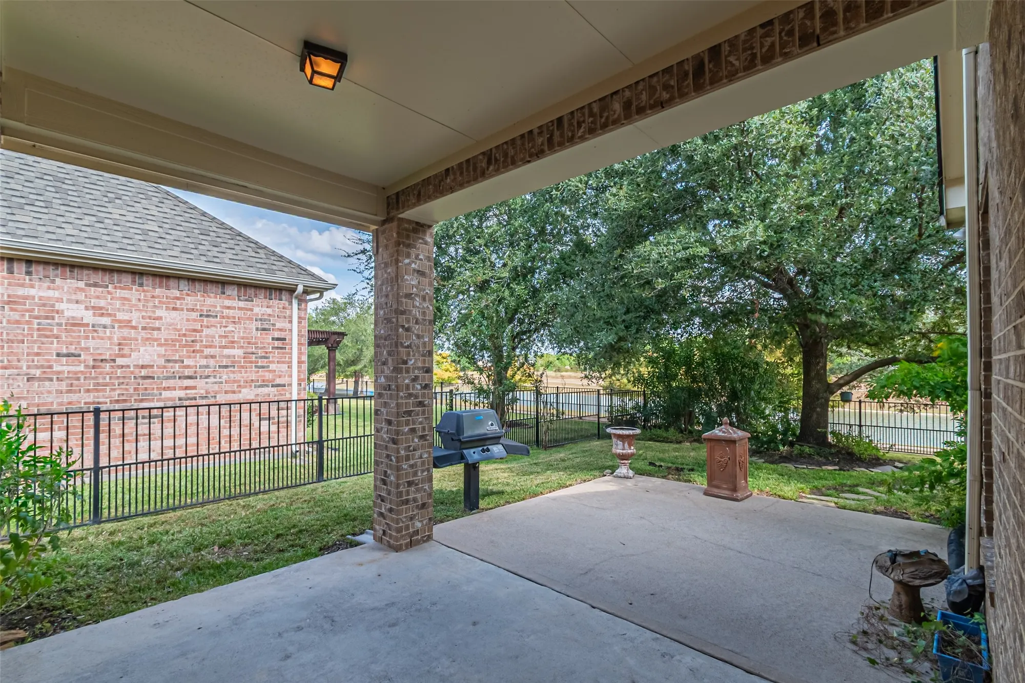 Property Slideshow image 45 of 50 | 9242 e canyon lake springs dr, Cypress, TX, 77433