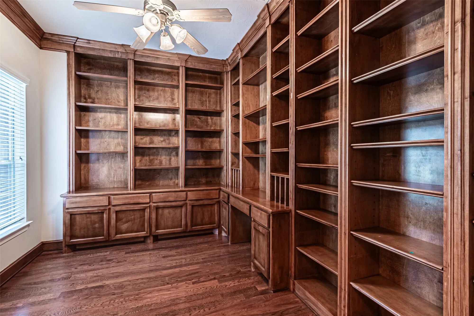 Property Slideshow image 7 of 50 | 9242 e canyon lake springs dr, Cypress, TX, 77433