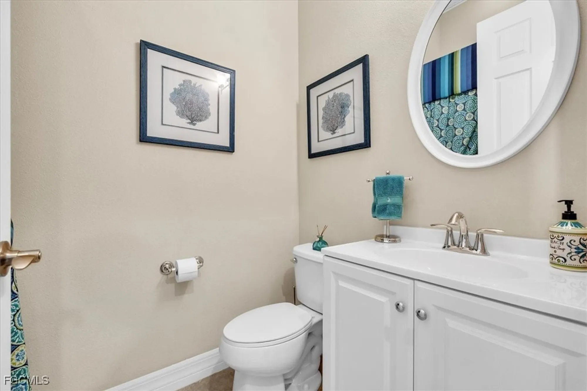 Property Slideshow image 37 of 49 | 13740 willow haven ct, Fort Myers, FL, 33905