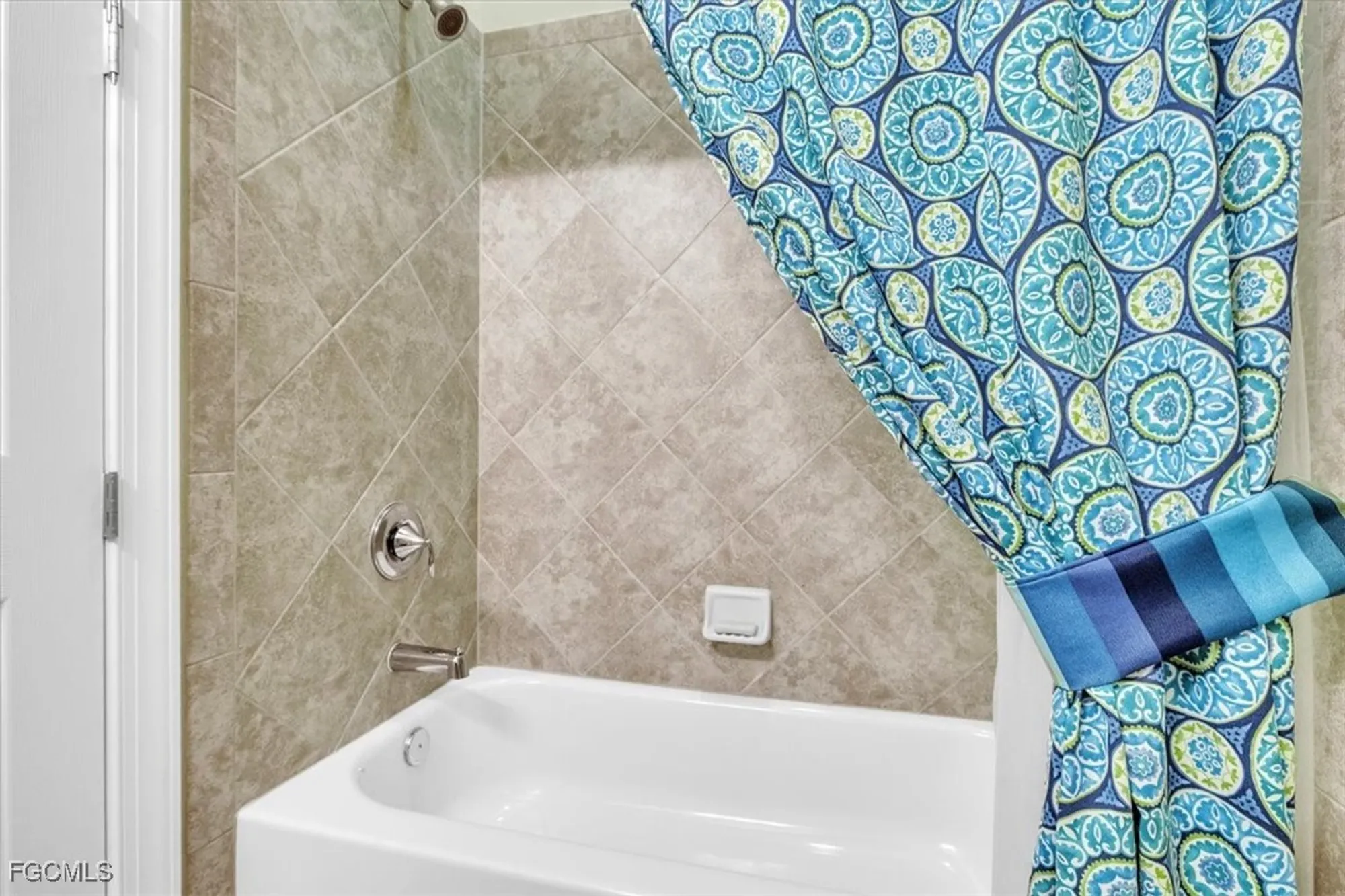 Property Slideshow image 38 of 49 | 13740 willow haven ct, Fort Myers, FL, 33905