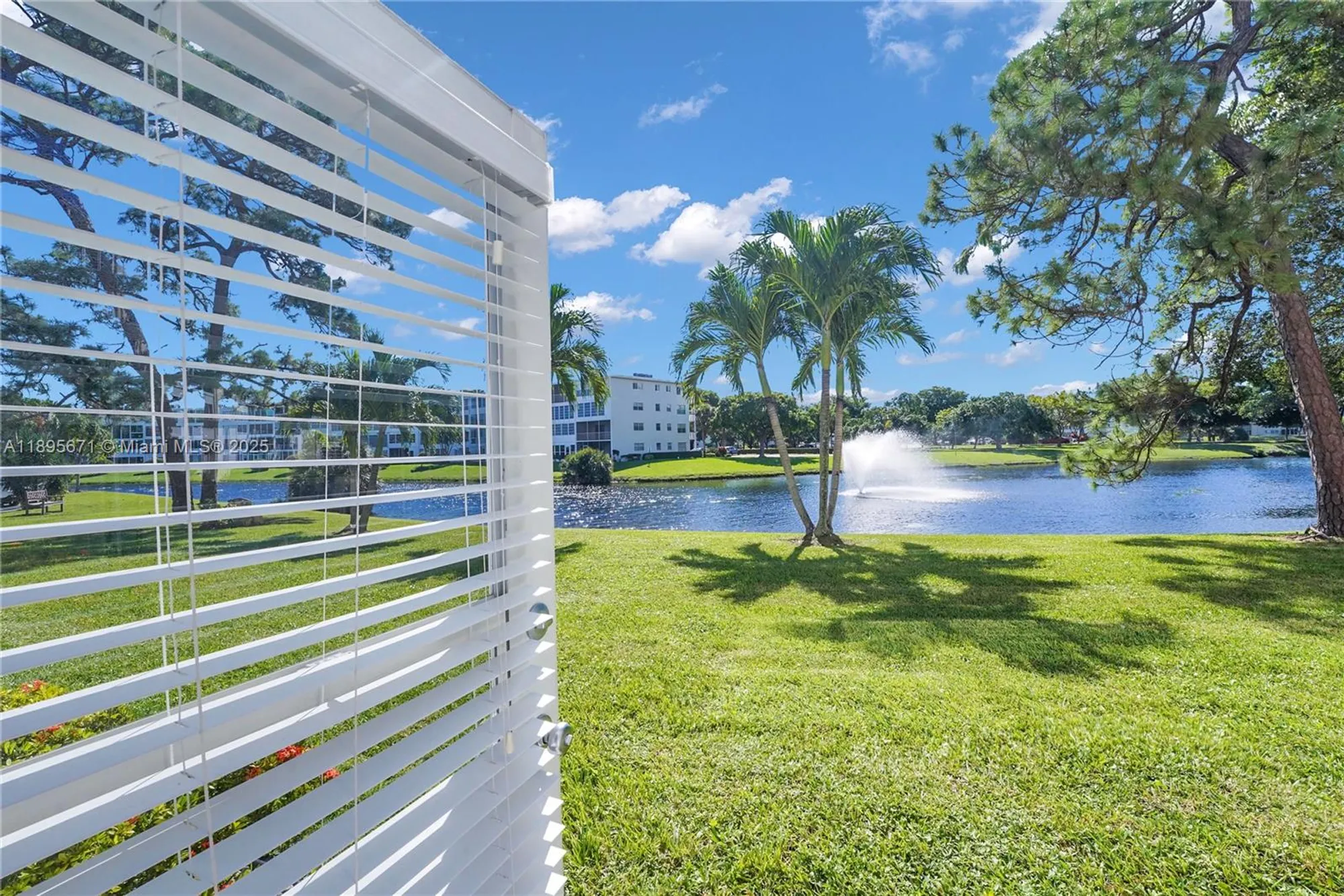 Property Slideshow image 34 of 47 | 115 grantham a # 115, Deerfield Beach, FL, 33442