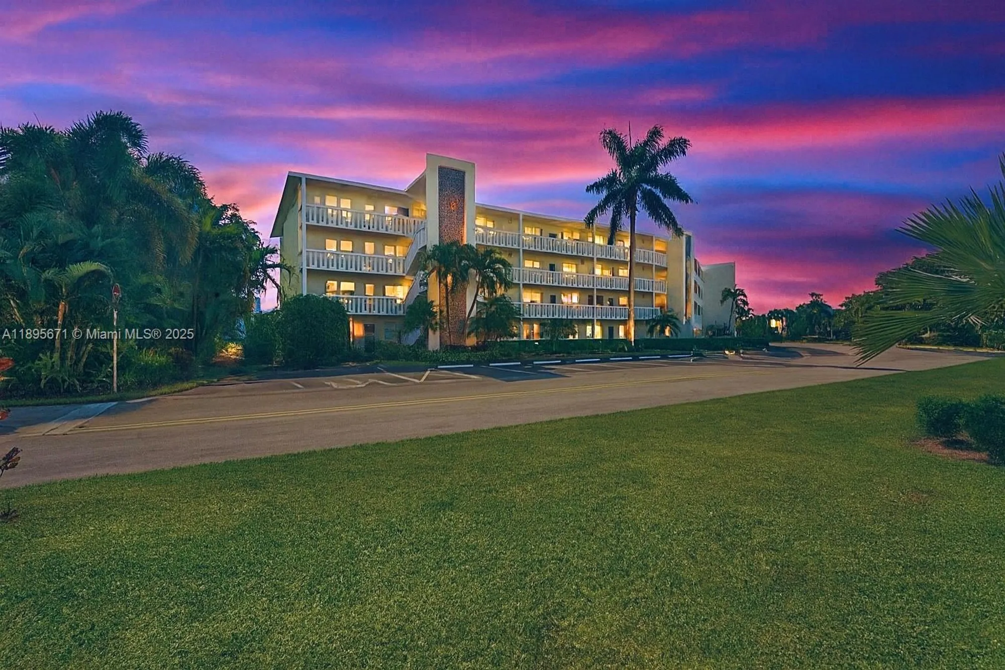 Property Slideshow image 45 of 47 | 115 grantham a # 115, Deerfield Beach, FL, 33442