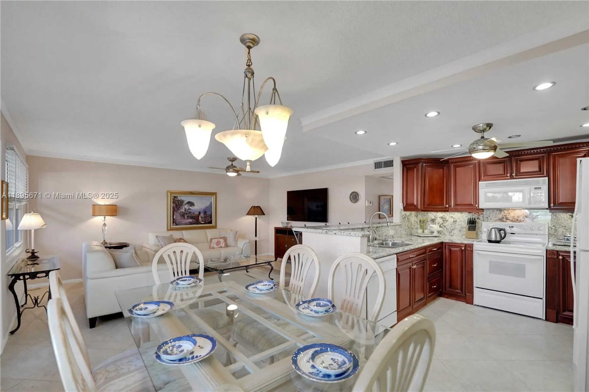 Property Slideshow image 9 of 47 | 115 grantham a # 115, Deerfield Beach, FL, 33442