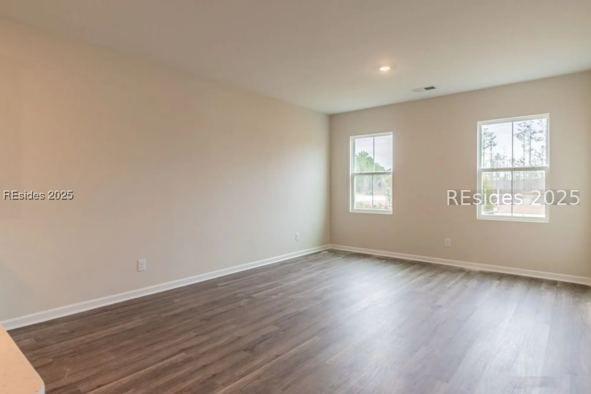 Property Slideshow image 19 of 28 | 330 dreher dr, Hardeeville, SC, 29927