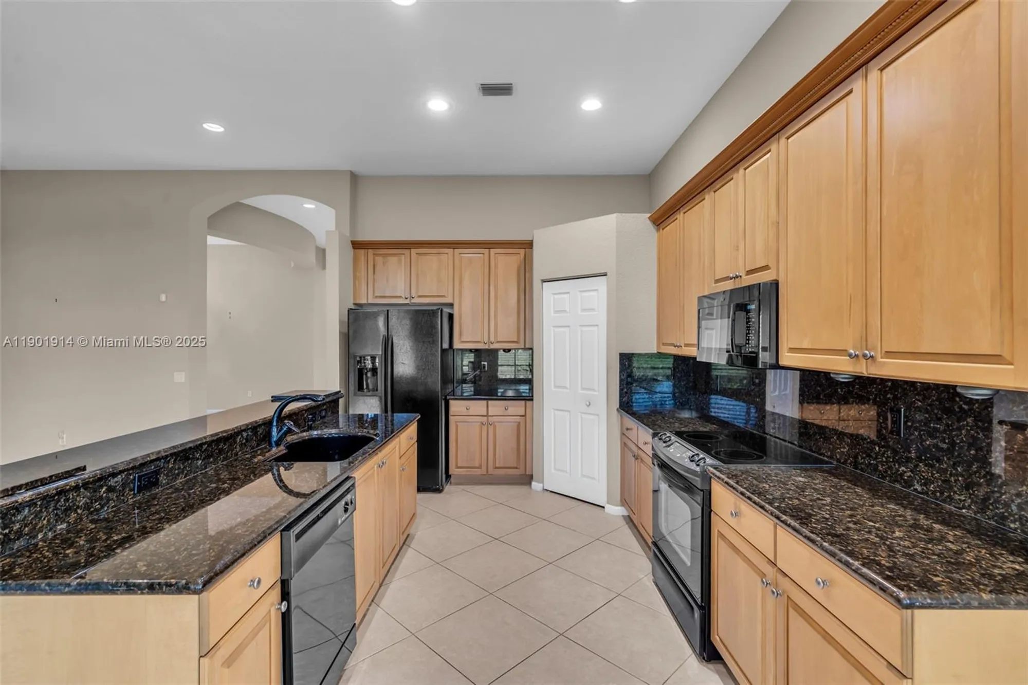 Property Slideshow image 12 of 49 | 13048 isabella ter, Delray Beach, FL, 33446
