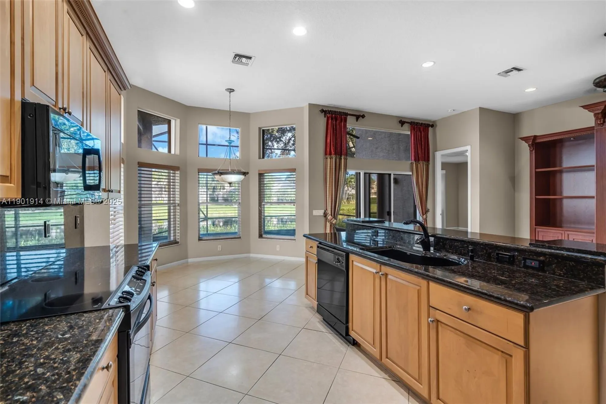 Property Slideshow image 13 of 49 | 13048 isabella ter, Delray Beach, FL, 33446