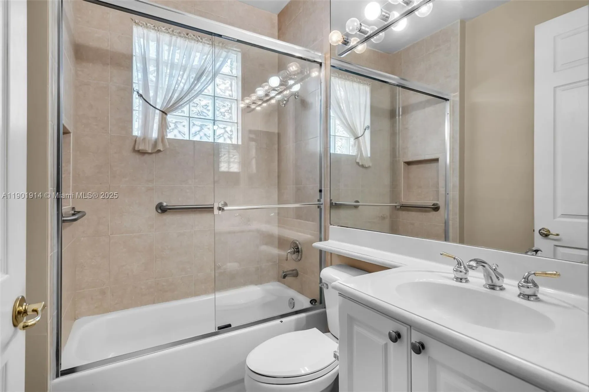 Property Slideshow image 28 of 49 | 13048 isabella ter, Delray Beach, FL, 33446