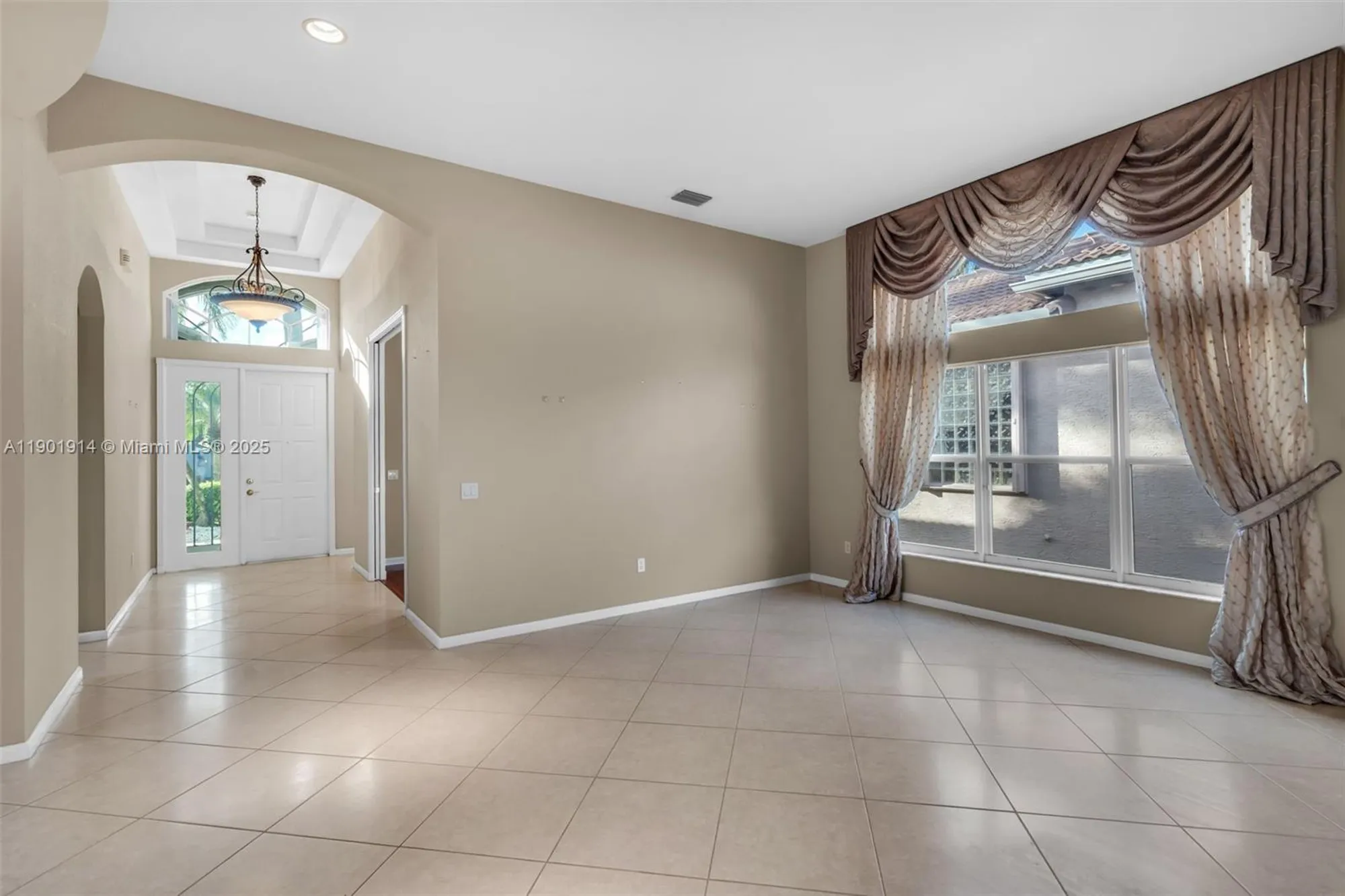 Property Slideshow image 8 of 49 | 13048 isabella ter, Delray Beach, FL, 33446