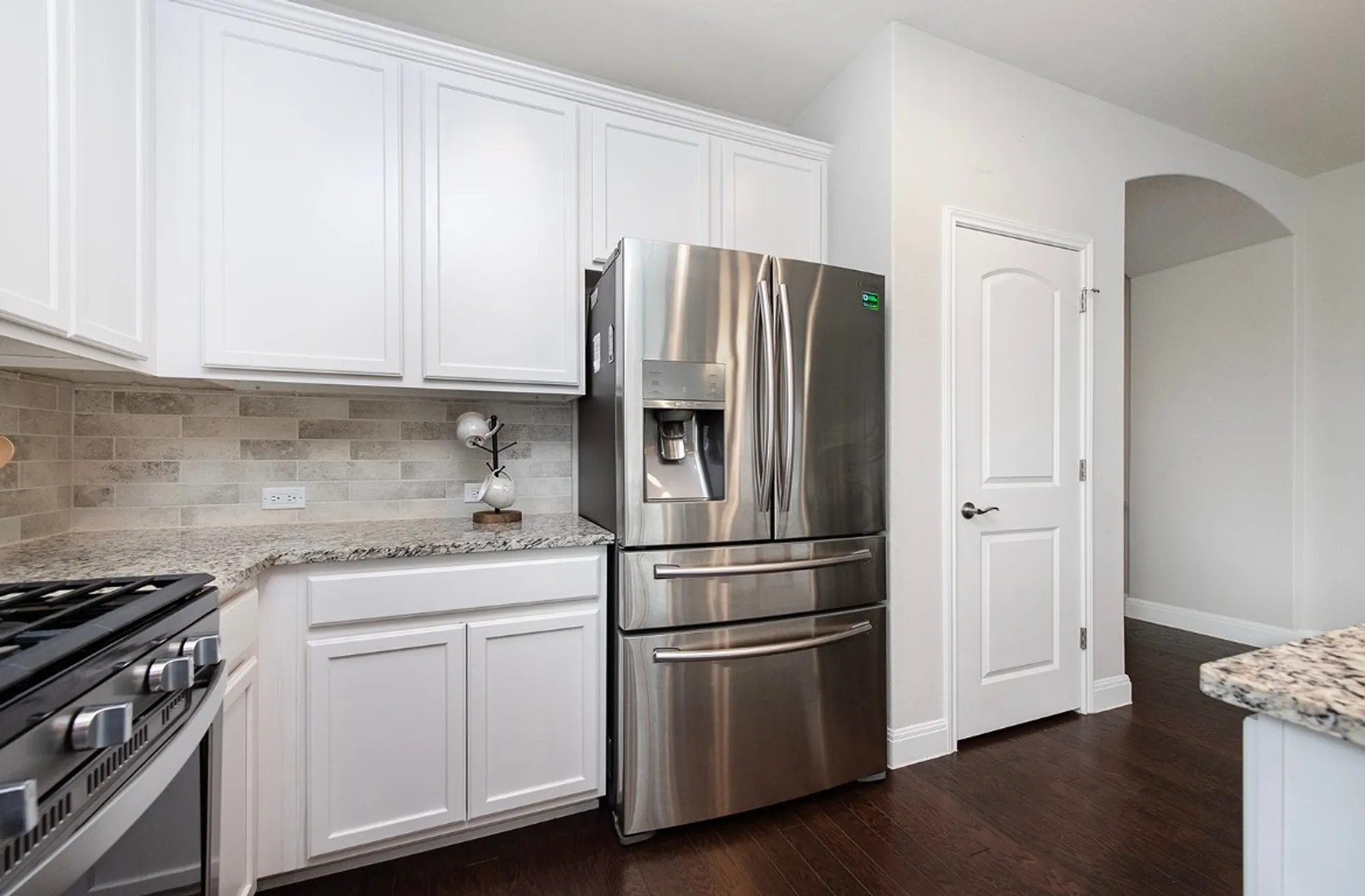 Property Slideshow image 9 of 33 | 200 longview ln, Georgetown, TX, 78633